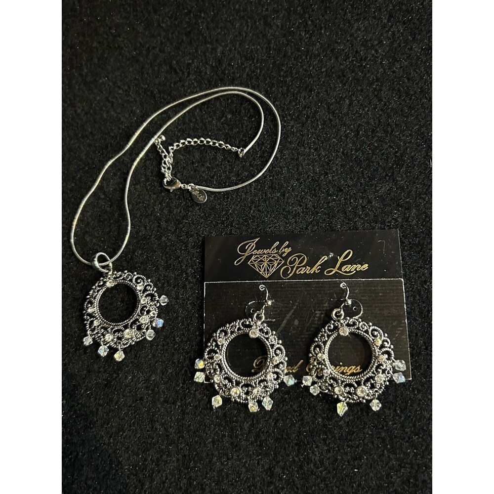 Park Lane Necklace And Dangle Earrings Set Antique Silver Tone J36